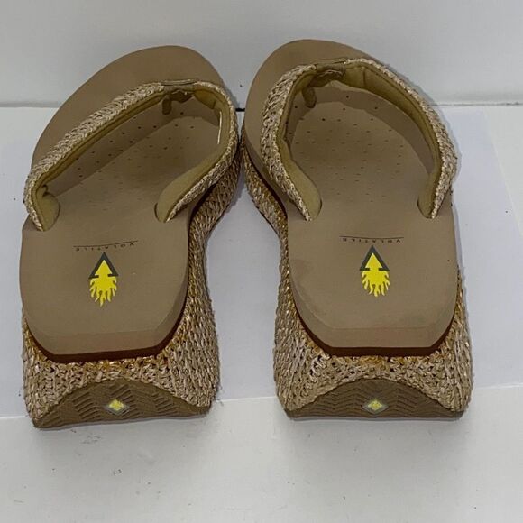 Volatile Women's Woven Wedge Slip-On Tan Sandals Size 10 - Picture 5 of 8